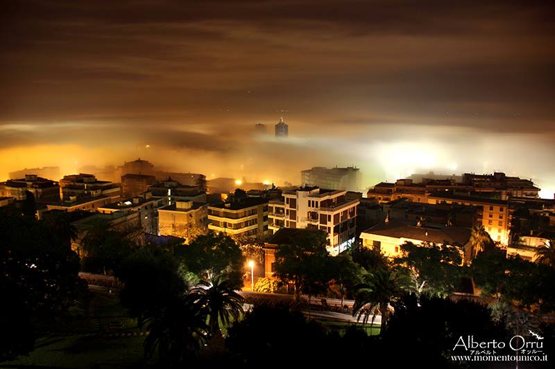 11312224 10153358481294916 1774228061 n - Spettacolare nebbia d'avvezione avvolge Cagliari!