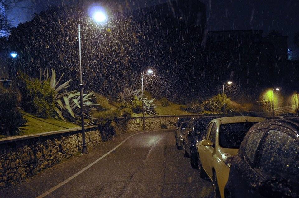 cagliari3 - Una spettacolare nevicata saluta il 2014 a Cagliari