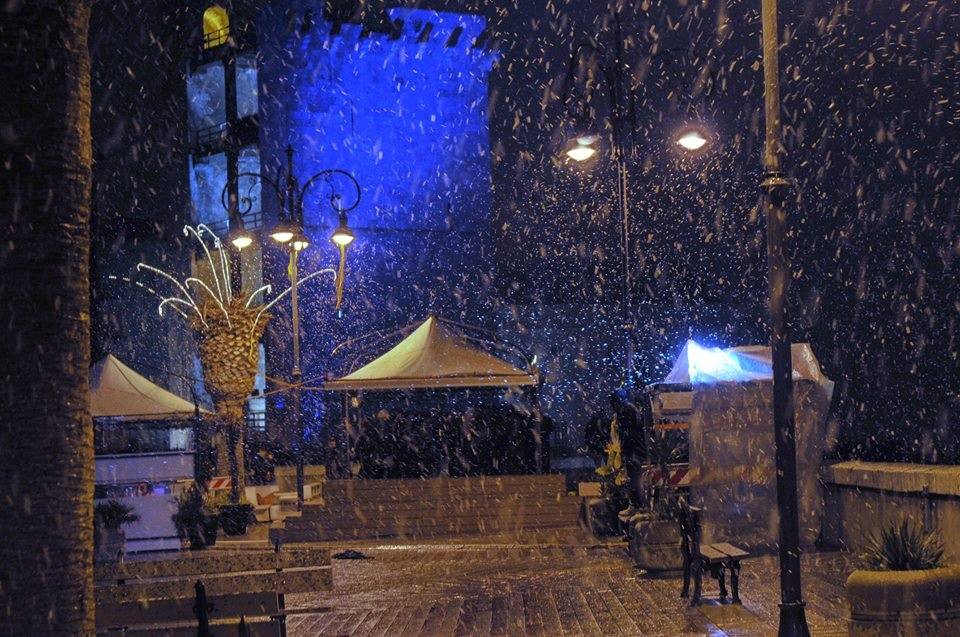 cagliari5 - Una spettacolare nevicata saluta il 2014 a Cagliari
