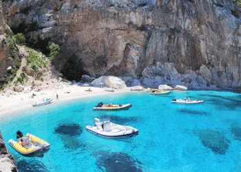 Screen Shot 2014 06 05 at 2.00.02 PM 350x250 - Cala Luna...da togliere il fiato!