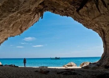 cala luna 350x250 - Cala Luna...da togliere il fiato!