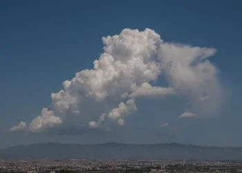nube4 350x250 - Incredibili accumuli ieri: il temporale scarica 128 mm!