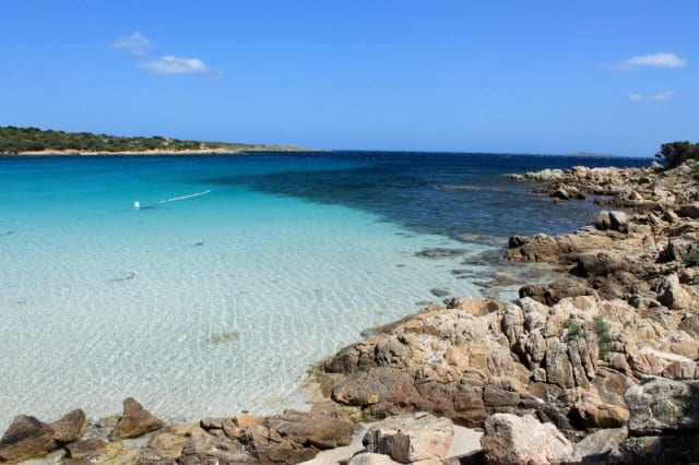 phoca_thumb_l_spiaggia del relitto-caprera-la maddalena-4