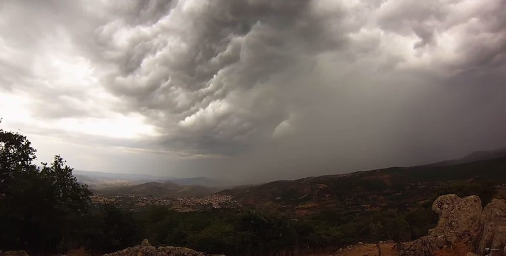 Untitled 129 1024x519 - Spettacolare arrivo del temporale a Mamoiada