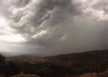 Untitled 129 350x250 - Spettacolare arrivo del temporale a Mamoiada