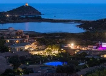 la laguna di notte 350x250 - Resiste l'oasi di fresco nelle vallate interne: raggiunti i 6°C!