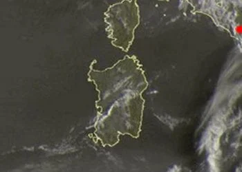 25 08 2015 09 08 45 350x250 - Vortice islandese incombe sull'Europa occidentale