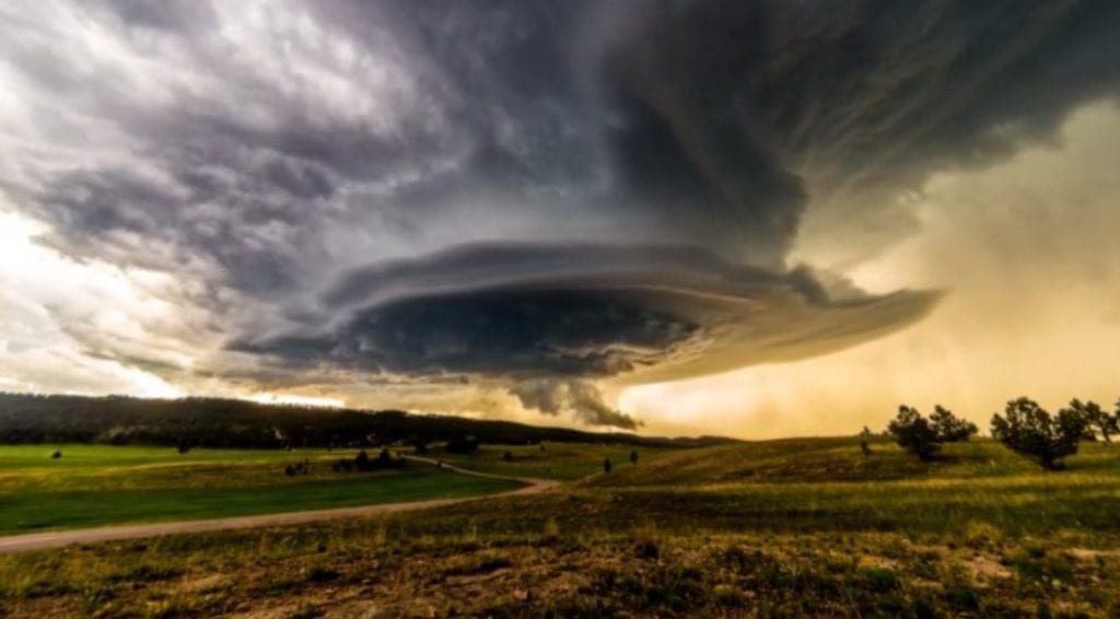 Untitled 16 1024x566 - Spettacolari temporali in time lapse