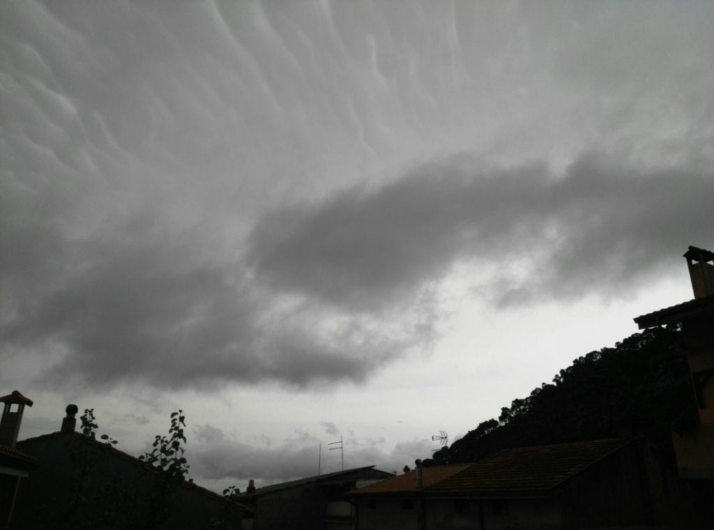 Guspini 1024x760 - Guspini raggiunta dal nubifragio: foto e video