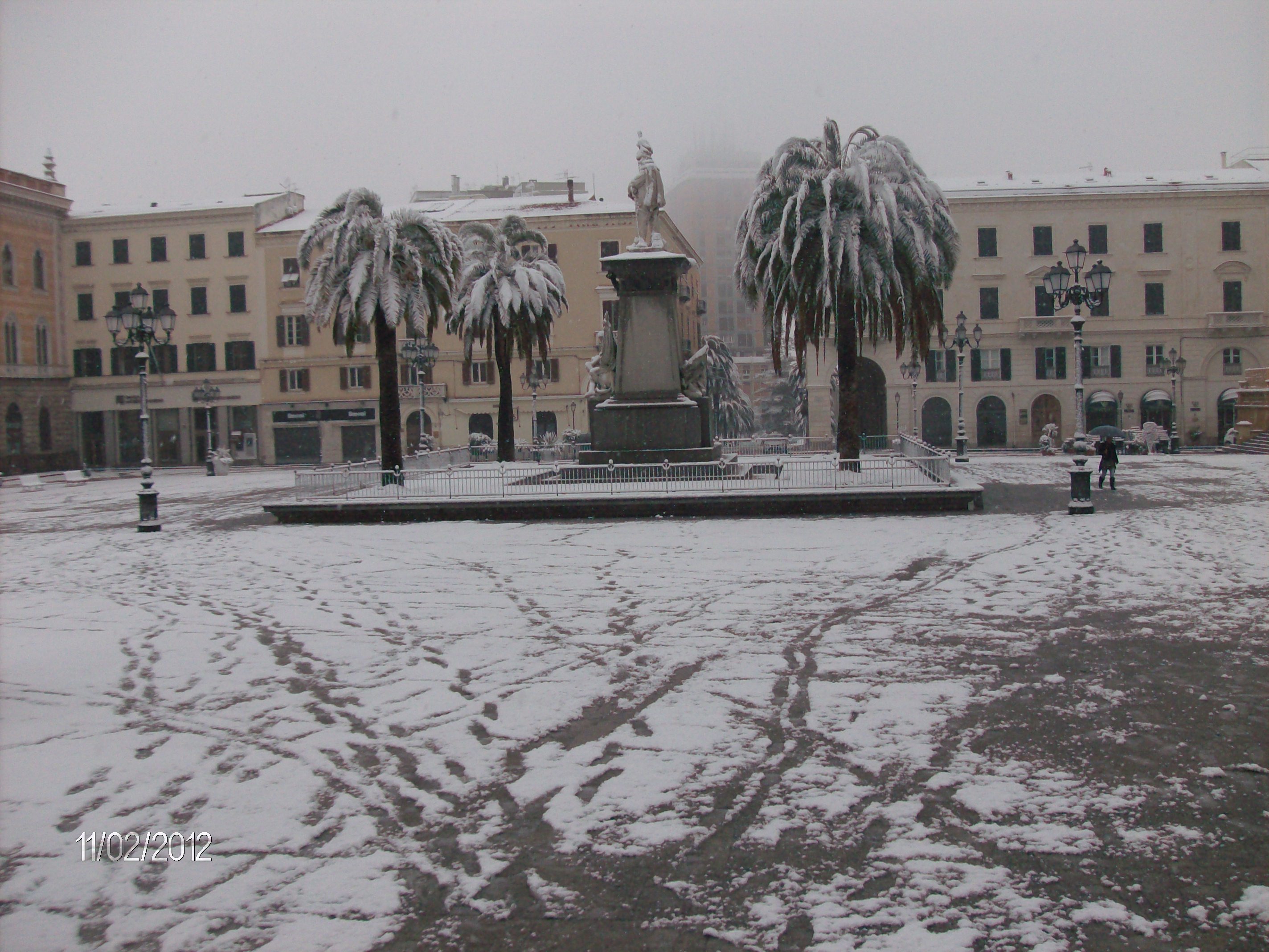 Sassari-Piazza-Italia-sotto-la-neve