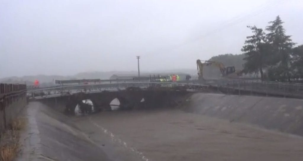 Untitled 21 1024x544 - Olbia, in atto la demolizione del ponte sul Seligheddu - VIDEO