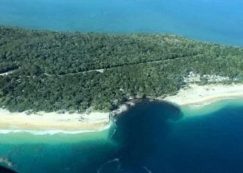 australiasink.630x360 350x250 - Australia, campeggio inghiottito da un sinkhole