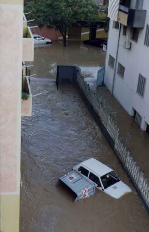 Assemini 09 - 16 anni fa la Sardegna si preparava a vivere una disastrosa alluvione