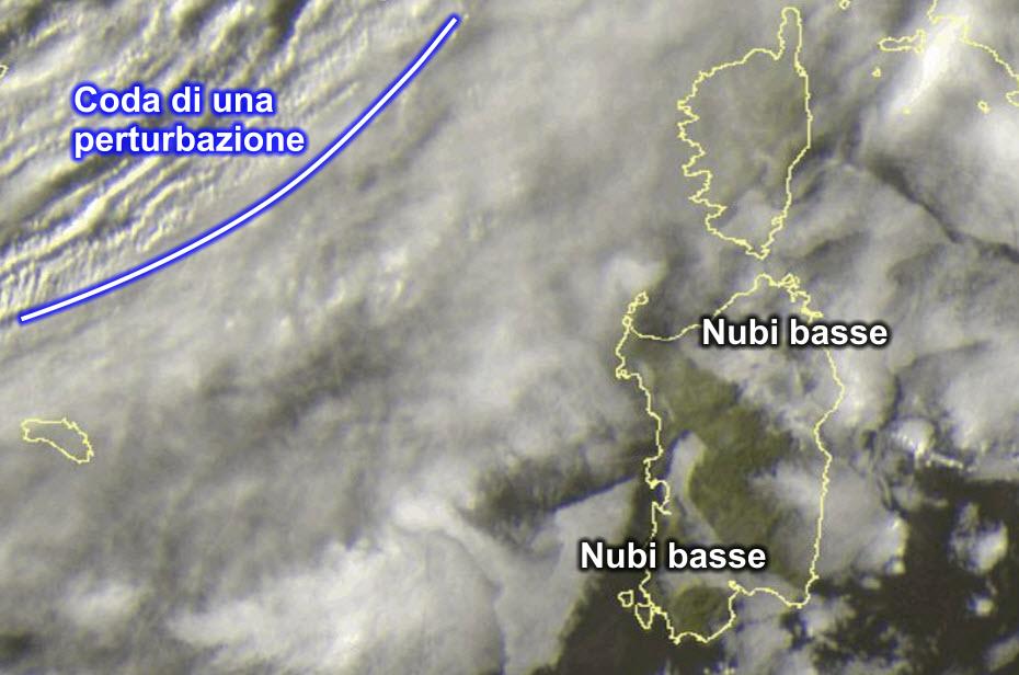 Meteosat1 - Sardegna tra nubi basse e sole. A ovest si vede una perturbazione