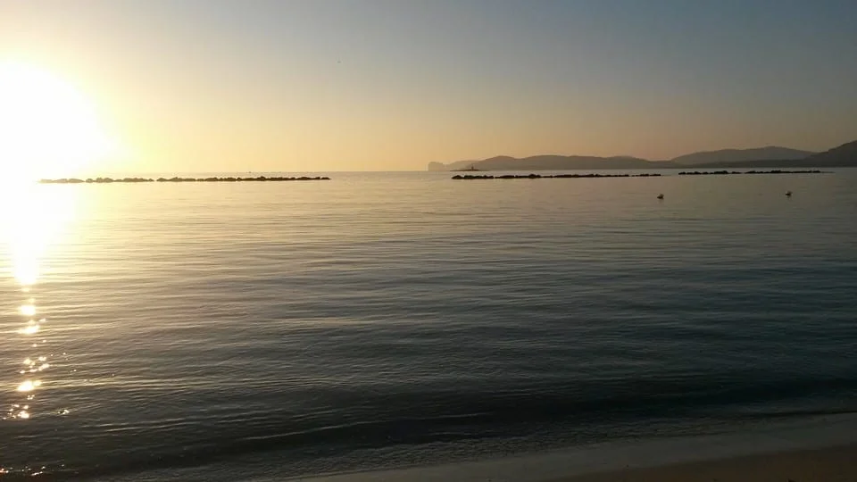 alghero tramonto 4 - Alghero, un mese di sole invernale. Evento meteo eccezionale. Occasione per fare turismo