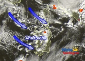 Meteosat4 350x250 - Grosso temporale "V-shaped" a ridosso della Sardegna orientale