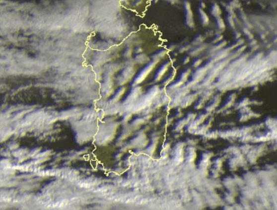 10 02 2016 09 18 21 - Spettacolari nubi sui cieli della Sardegna