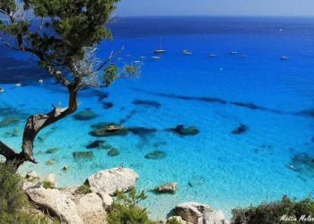 cala mariolu 350x250 - La spiagge sarde le più belle d'Italia: al 1° posto assoluto Cala Mariolu