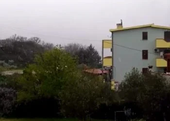 09 03 2016 11 36 53 350x250 - Risveglio con la neve anche su Nuoro