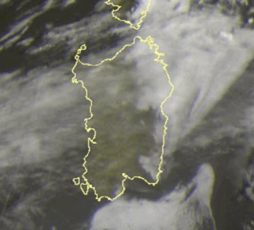 21 03 2016 08 52 39 - Nubi da Scirocco su coste orientali