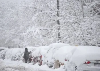 Blizzard Denver 350x250 - Clima pazzo USA: in 24 ore dai 20°C di primavera a 30 cm di neve!