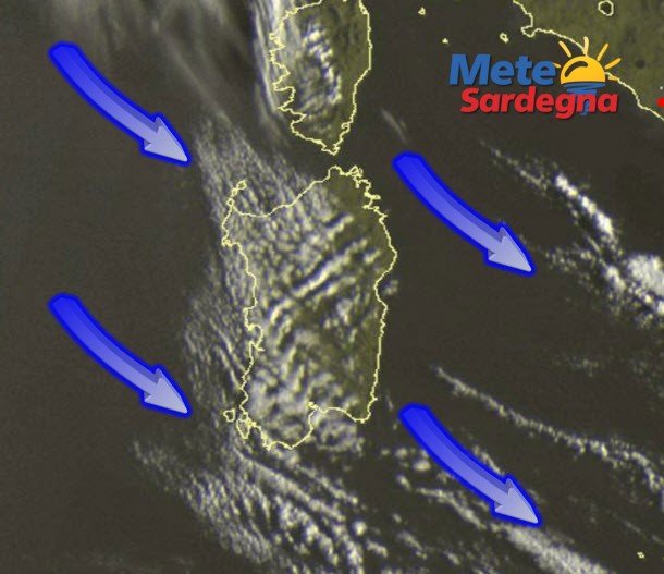 Meteosat Sardegna 2 - Belle onde nuvolose mattutine: meteo in miglioramento