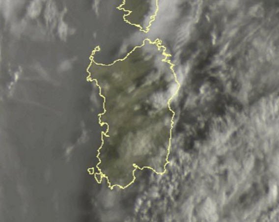 Meteosat Sardegna 2 - Umidità alle stelle, porta un po' di nebbie e nubi basse