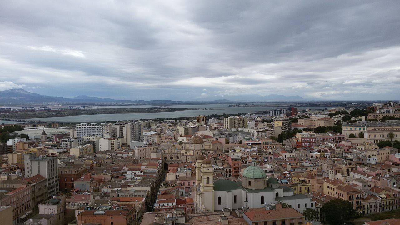 Cagliari - Meteo variabile, a tratti nuvoloso: ecco Cagliari