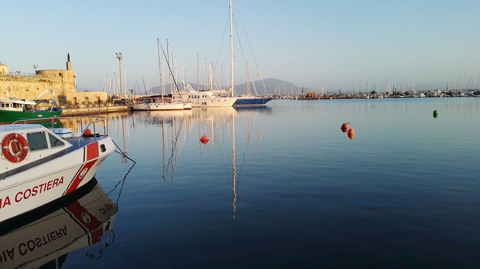 alghero ed il porto - Alghero e il silenzio del mattino