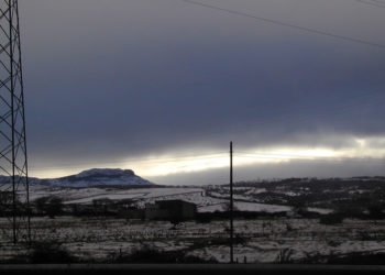 mejlogu innevato mattino del 22 aprile 2001 350x250 - Meteo Febbraio 1956. La grande nevicata in Sardegna. La Replica e la Scienza