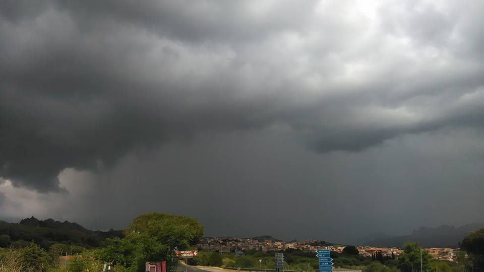 Arzachena - I temporali di ieri nelle vostre foto