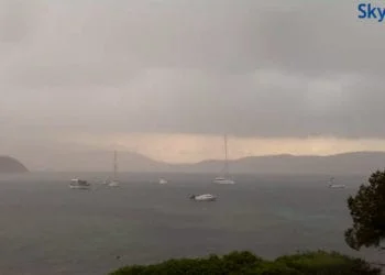 alghero pioggia di luglio 350x250 - Bel tempo, ma nel finire di settimana c'è il rischio di un cambiamento meteo rilevante