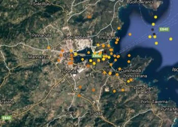 24 09 2016 21 24 48 350x250 - Il temporale arriva su Olbia: cielo illuminato a giorno dal fulmine