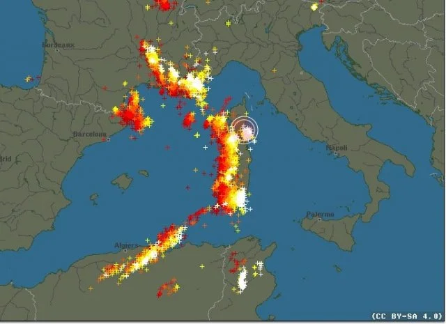 44796 1 1 - Ciclone in Sardegna? Niente di ciò, è transitata una squall line o forte fronte temporalesco. Ma può ripetersi?