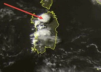 meteosat pomeriggio 350x250 - Cumulonembi esplosivi nel Nord Sardegna, temporali con grandine