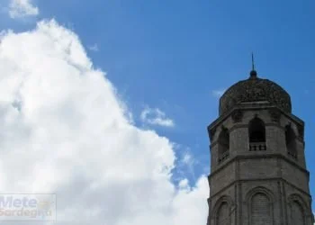 shutterstock 1033169404 1 350x250 - Meteo Oristano: nubi torreggianti, non si esclude qualche piovasco