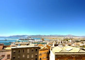 shutterstock 1062774836 350x250 - Temporale nella zona di Cagliari, come mai? Evoluzione meteo della giornata