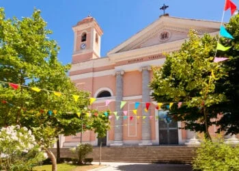 shutterstock 153997970 350x250 - Meteo Nuoro: rischio temporale nel pomeriggio