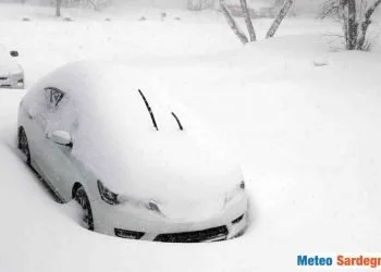 Bufera di neve e gelo in Sardegna. Foto di redazione.