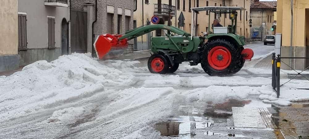 Grandine nel Nord Italia.