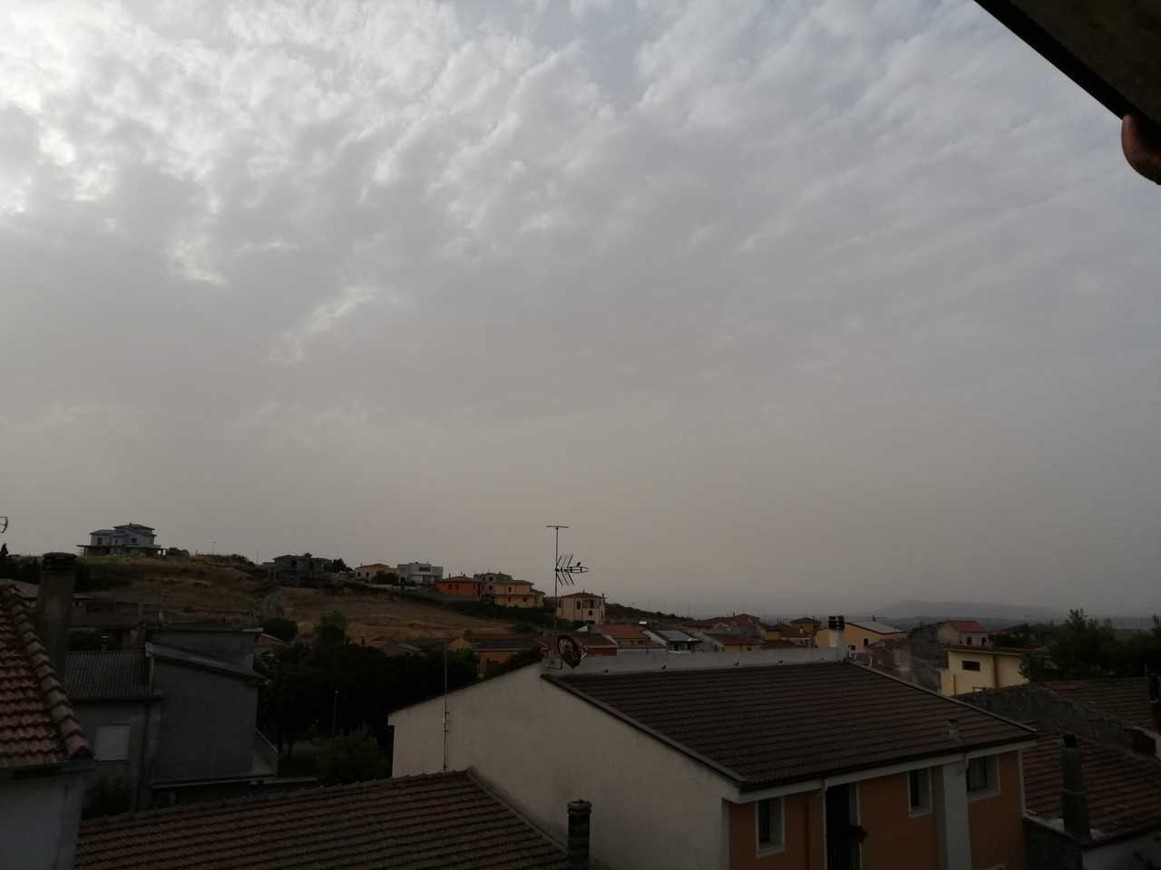 ploaghe - Meteo: la Sardegna sovrastata da una cappa di tonnellate di sabbia del Sahara