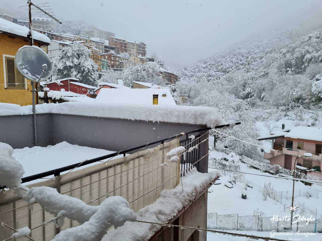 WhatsApp Image 2021 11 29 at 11.35.20 1 - Sardegna, meteo da Desulo, la grande neve del 29 novembre 2021