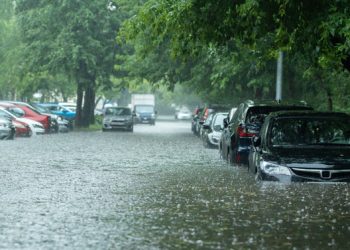 shutterstock 1998805847 mini 350x250 - Meteo SARDEGNA, forte maltempo: martedì e mercoledì sarà burrasca forte