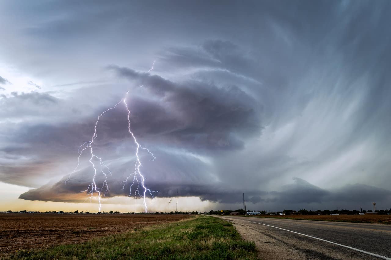 dreamstime m 136839416 - CALDO temporaneo, poi meteo ribaltato totalmente