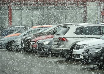 dreamstime m 214327092 350x250 - Meteo Sardegna, addio ai 30 gradi, torna anche la neve sui rilievi