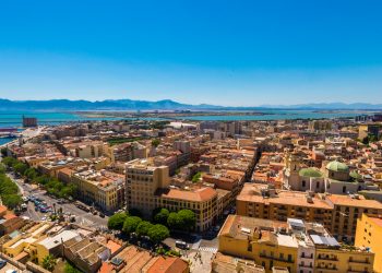 dreamstime s 72739777 350x250 - Il verde brillante del Logudoro visto da Ploaghe. La Sardegna d’inverno sembra l’Irlanda