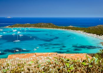 shutterstock 685889155 350x250 - Il meteo d'ESTATE è prepotente e lo sarà ancora