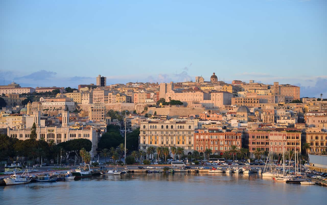 dreamstime m 78564324 - Cagliari: Un Viaggio nella Storia, Cultura e Tradizioni della Città Sarda